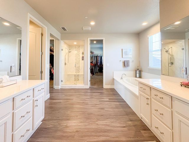 4477 Seabiscuit Dr, Roseville, CA 95747