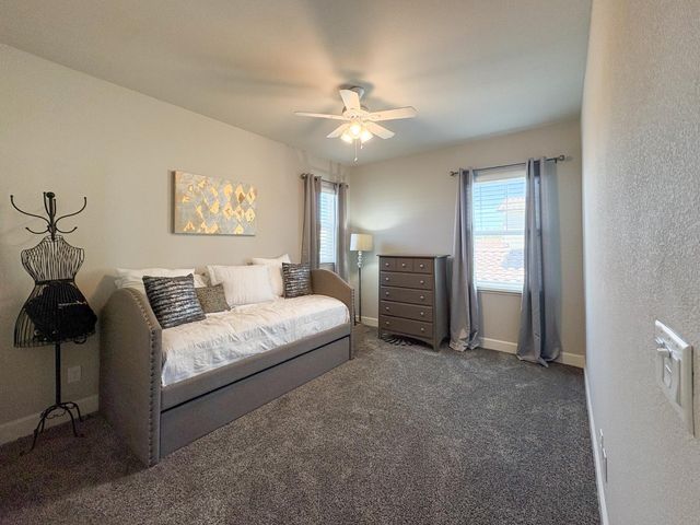 4477 Seabiscuit Dr, Roseville, CA 95747