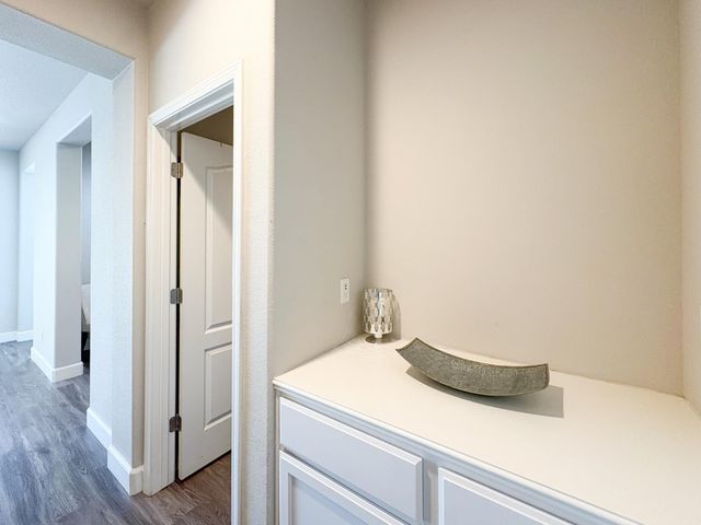 4477 Seabiscuit Dr, Roseville, CA 95747