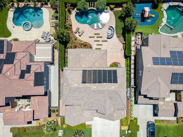 4477 Seabiscuit Dr, Roseville, CA 95747