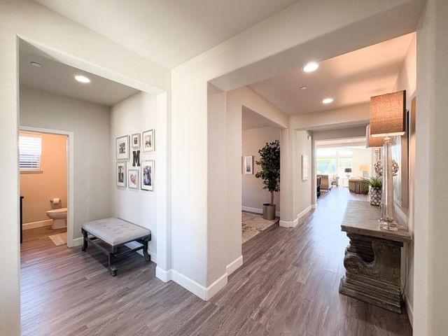 4477 Seabiscuit Dr, Roseville, CA 95747
