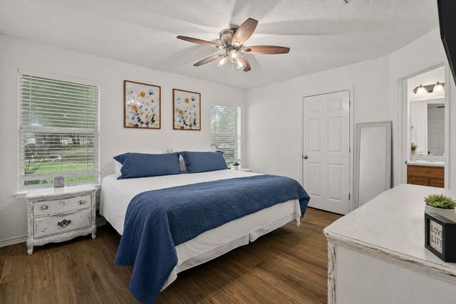 1400 E Lake Drive, Weatherford, TX 76087
