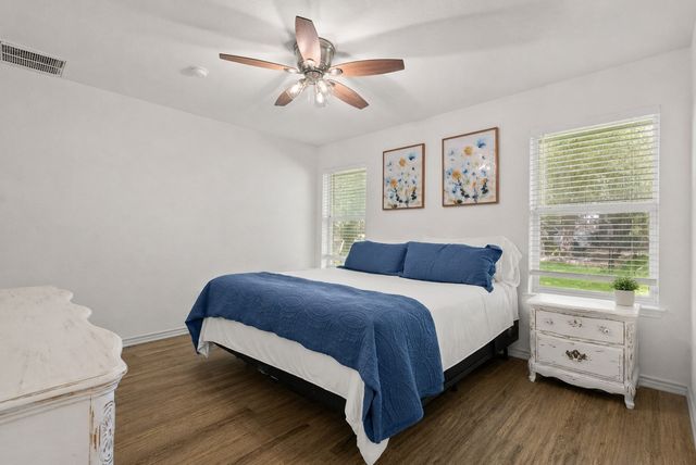1400 E Lake Drive, Weatherford, TX 76087