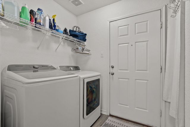 1400 E Lake Drive, Weatherford, TX 76087