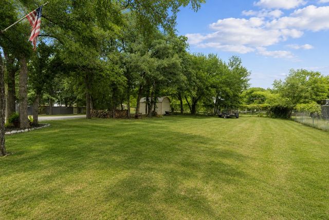 1400 E Lake Drive, Weatherford, TX 76087