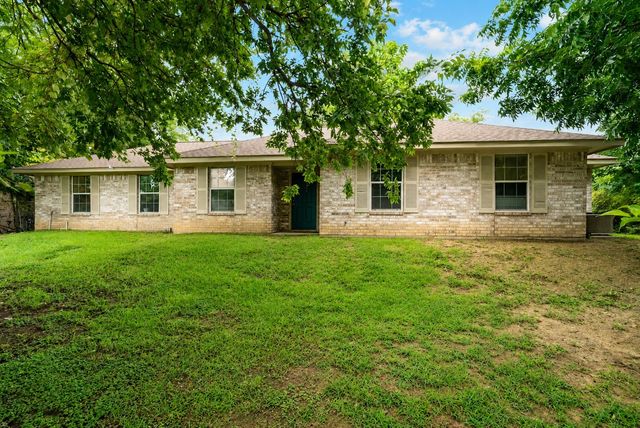 1400 E Lake Drive, Weatherford, TX 76087