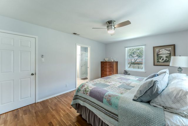 1618 NEW BOND ST, San Antonio, TX 78231