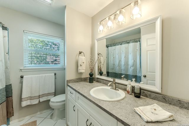 1618 NEW BOND ST, San Antonio, TX 78231