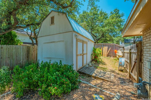 1618 NEW BOND ST, San Antonio, TX 78231