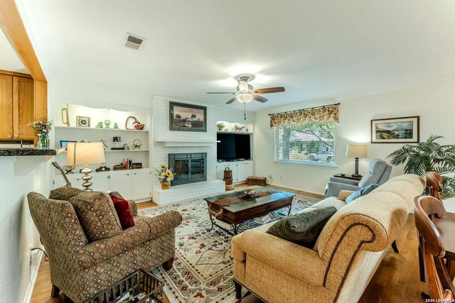1618 NEW BOND ST, San Antonio, TX 78231