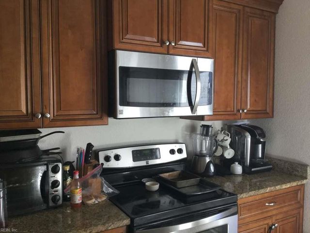 2023 Sparrow RD, Chesapeake, VA 23320