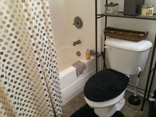 2023 Sparrow RD, Chesapeake, VA 23320