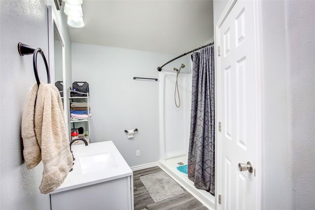 1867 County Road 4131, Cumby, TX 75433