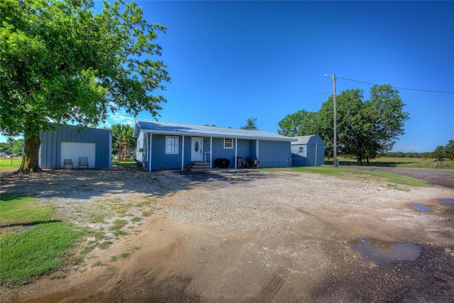 1867 County Road 4131, Cumby, TX 75433