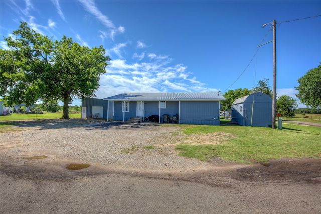 1867 County Road 4131, Cumby, TX 75433