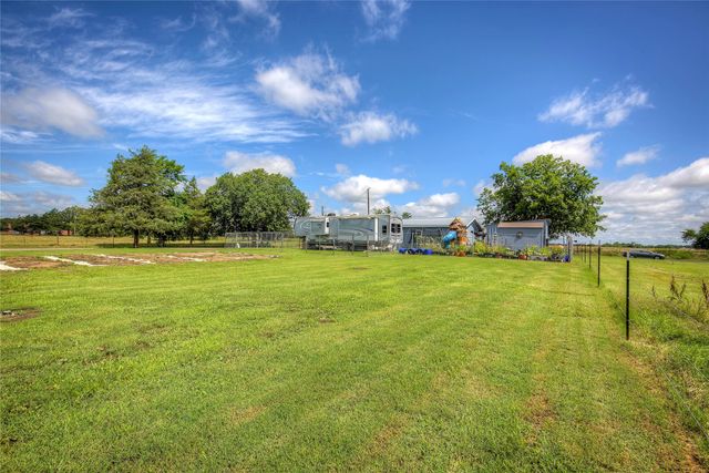 1867 County Road 4131, Cumby, TX 75433