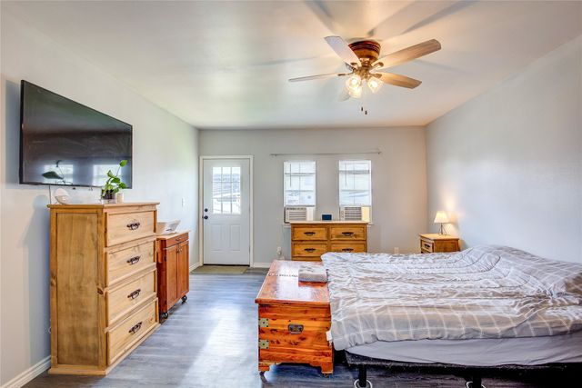 1867 County Road 4131, Cumby, TX 75433