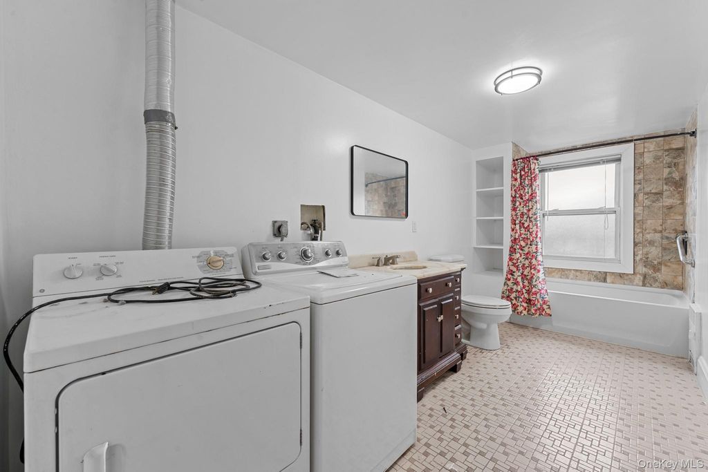 13314 Francis Lewis Boulevard, Laurelton, NY 11413 — photo 5