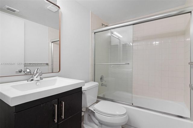 850 N Miami Ave W-607, Miami, FL 33136