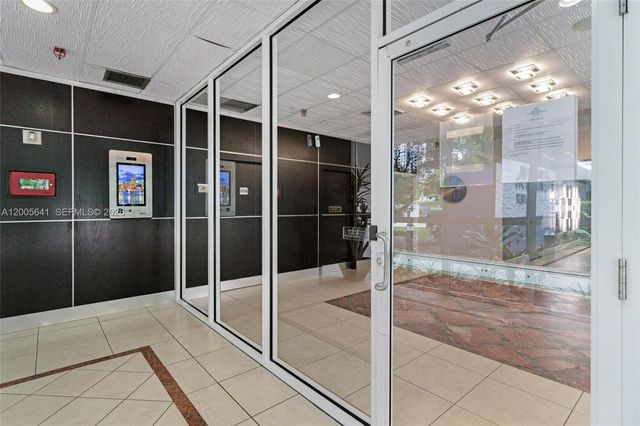 850 N Miami Ave W-607, Miami, FL 33136