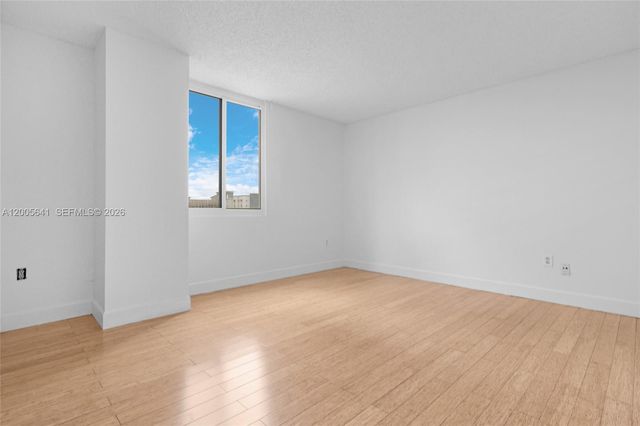 850 N Miami Ave W-607, Miami, FL 33136