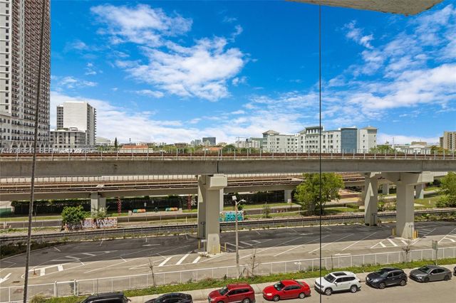 850 N Miami Ave W-607, Miami, FL 33136