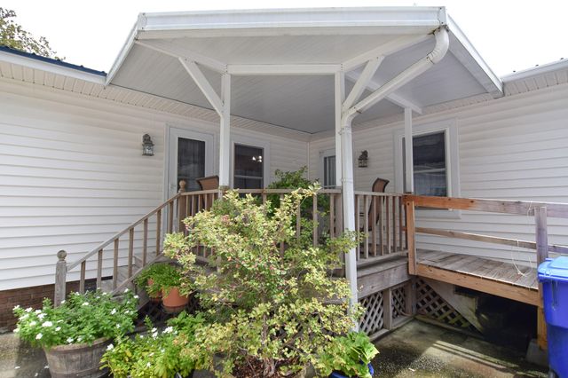 4735 Ivydale Drive, North Charleston, SC 29405