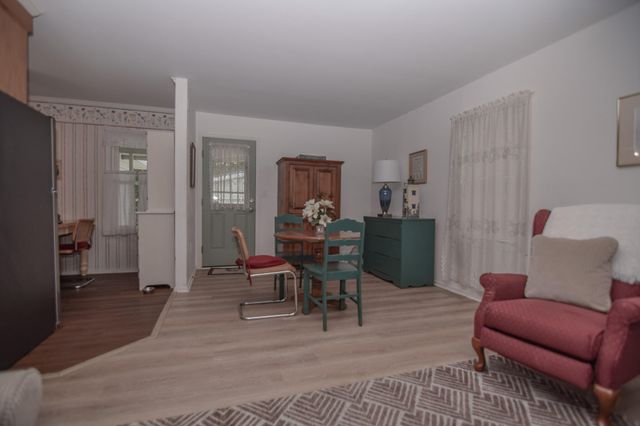 4735 Ivydale Drive, North Charleston, SC 29405