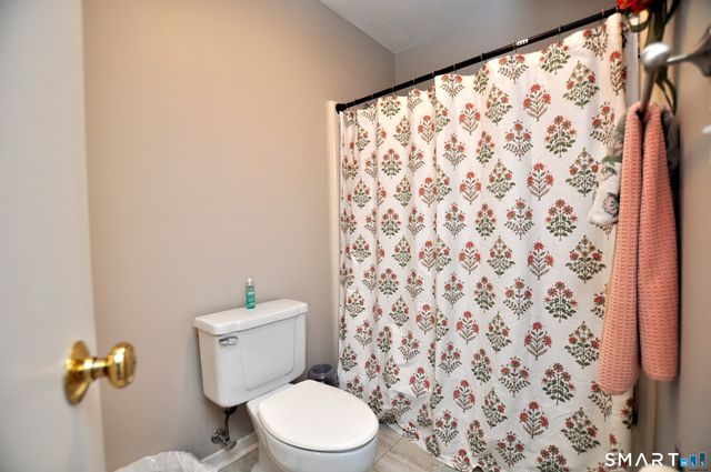 16 Applewood Lane 16, Avon, CT 06001