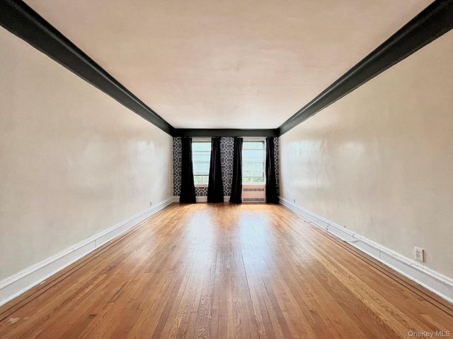 7320 Austin Street 5B, Forest Hills, NY 11375