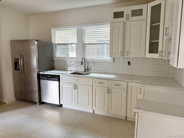 19 Park Street, Ellenville, NY 12428