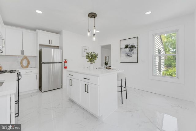 67 PINE ST, Mount Holly, NJ 08060