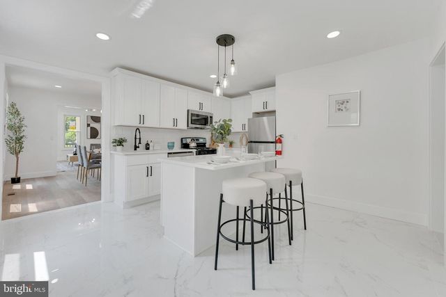 67 PINE ST, Mount Holly, NJ 08060