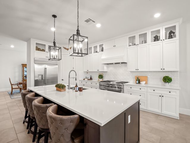 384 Sentinel Drive, Madera, CA 93636