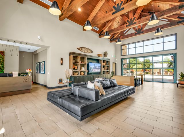 384 Sentinel Drive, Madera, CA 93636
