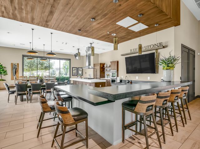 384 Sentinel Drive, Madera, CA 93636