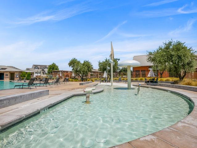 384 Sentinel Drive, Madera, CA 93636