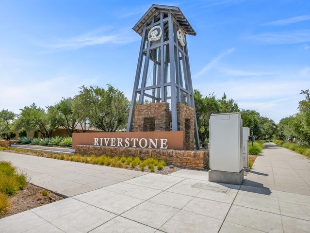 384 Sentinel Drive, Madera, CA 93636