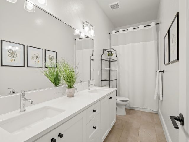 384 Sentinel Drive, Madera, CA 93636