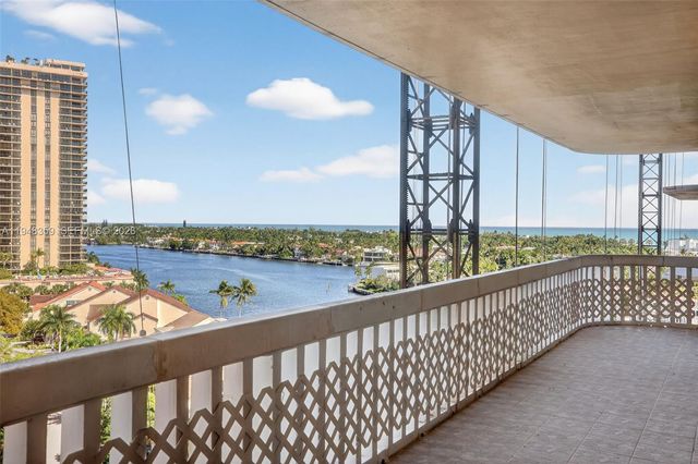19355 Turnberry Way 8L, Aventura, FL 33180