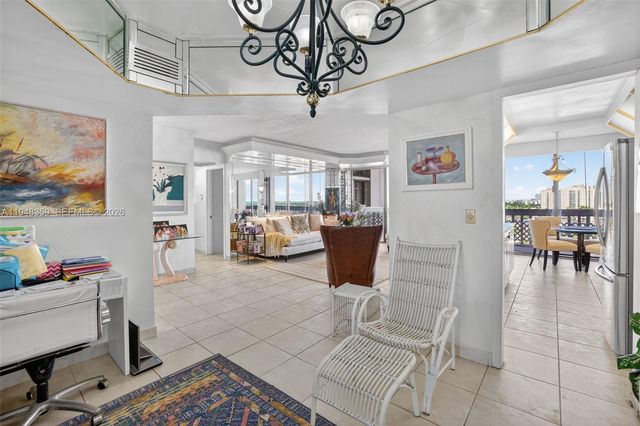 19355 Turnberry Way 8L, Aventura, FL 33180