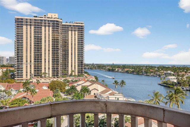19355 Turnberry Way 8L, Aventura, FL 33180