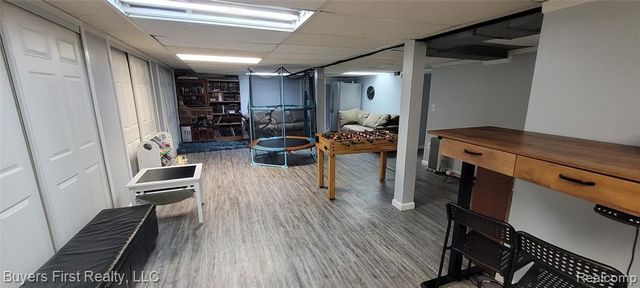 24641 Church Street, Oak Park, MI 48237