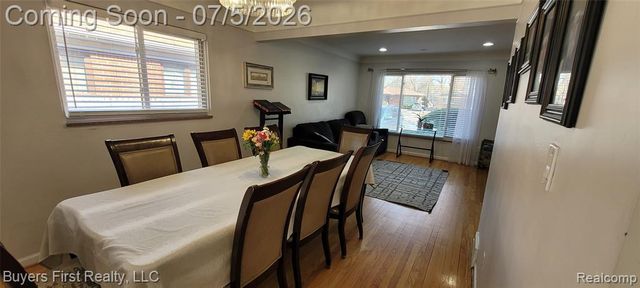 24641 Church Street, Oak Park, MI 48237