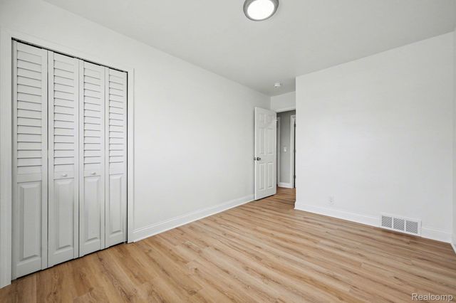 1470 Elias Street, Westland, MI 48186