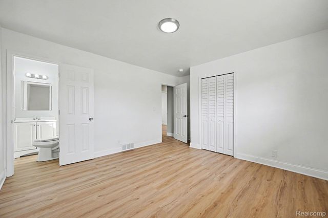 1470 Elias Street, Westland, MI 48186