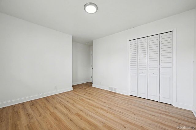 1470 Elias Street, Westland, MI 48186