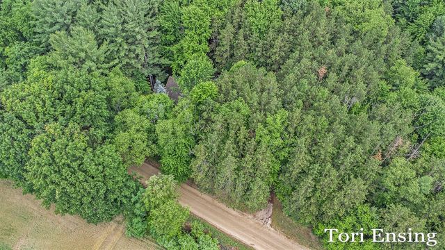 4366 W Woods Road, Sidney, MI 48885