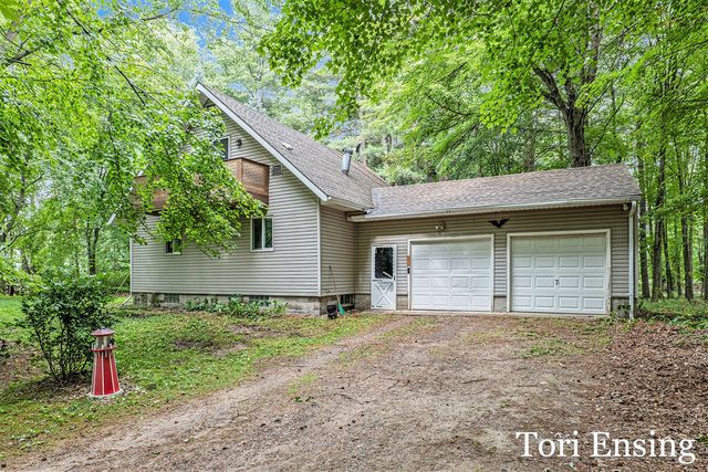 4366 W Woods Road, Sidney, MI 48885