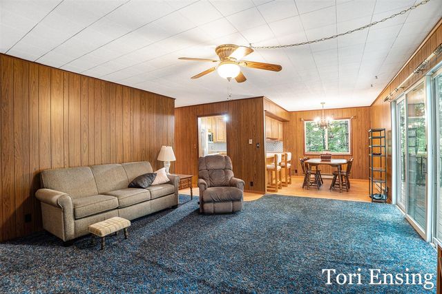 4366 W Woods Road, Sidney, MI 48885